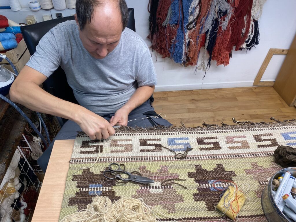 Reparation af tæppe